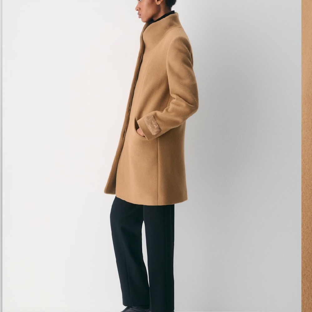 Aritzia The Cocoon Coat  - Wool - Picture 2 of 3